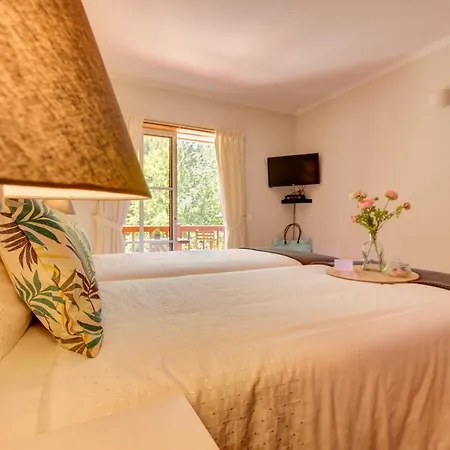 Quinta Do Farfalho 住宿加早餐酒店 塞洛里库迪巴什图