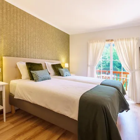 Quinta Do Farfalho Couette-café *