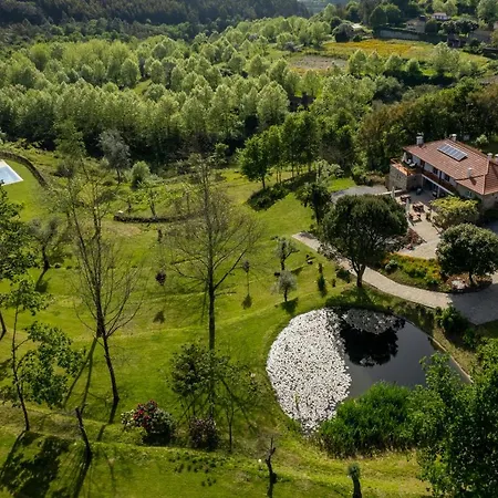 Quinta Do Farfalho Couette-café *