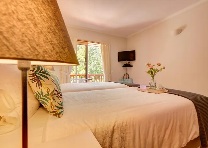 Quinta Do Farfalho Couette-café Castelbuono