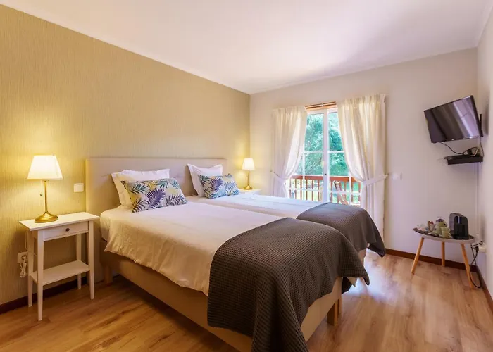 Quinta Do Farfalho לינה וארוחת בוקר