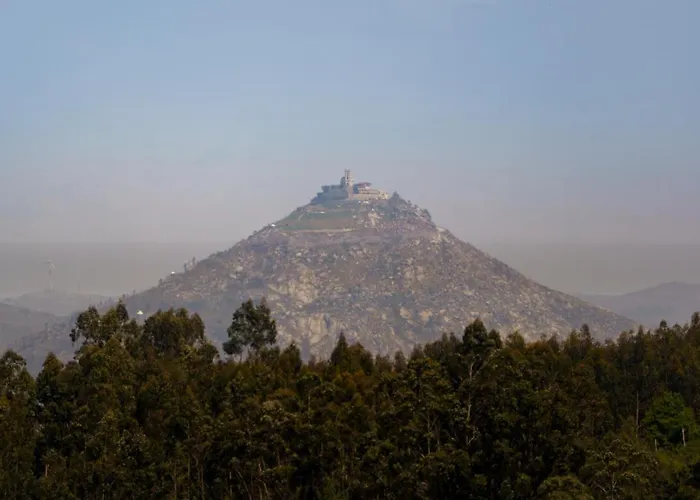 Quinta Do Farfalho Couette-café Castelbuono